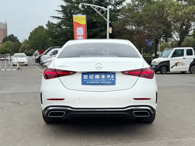 Mercedes-Benz C-Class — Фото автомобиля 4