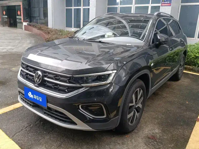 Фотография автомобиля — Volkswagen Tayron