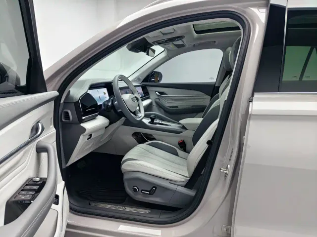 Geely Xingyue L — Фото автомобиля 15