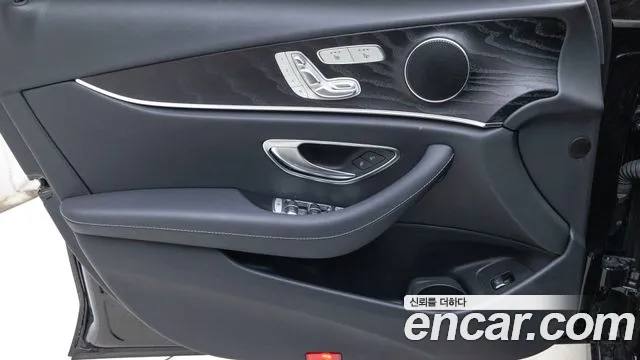 Mercedes-Benz E-Class W213 — Фото автомобиля 15
