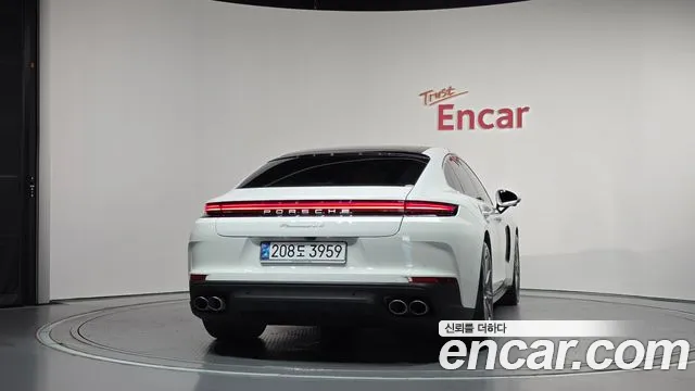 Porsche Panamera 976 — Фото автомобиля 4
