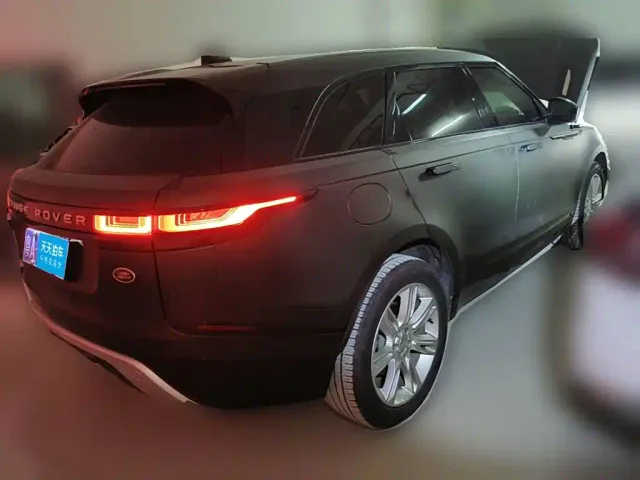 Land Rover Range Rover Velar — Фото автомобиля 2