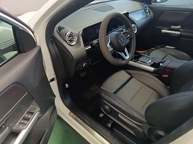 Mercedes-Benz GLA-Class — Фото автомобиля 15