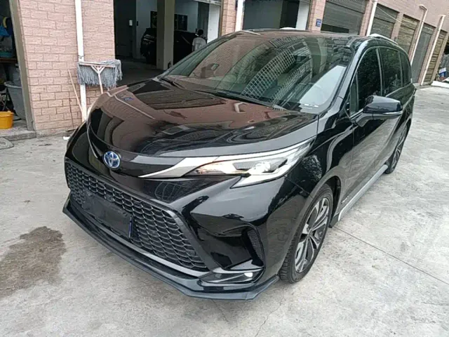 Фотография автомобиля — Toyota Granvia