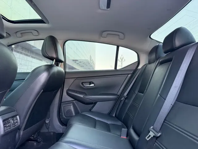 Nissan Sylphy — Фото автомобиля 5