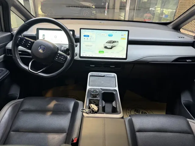 Hycan Auto Hycan Z03 2022 Model 510km Trendy Cool Edition 135kW 63.98kWh — Фото автомобиля 10