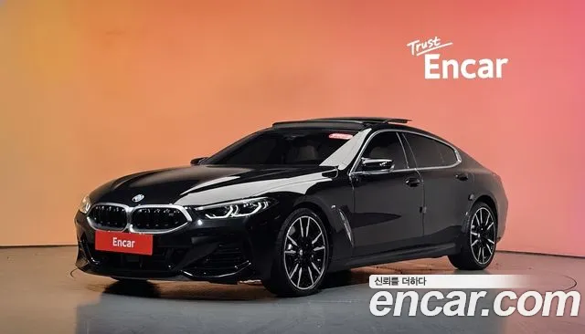 Фотография автомобиля — BMW 8 Series G15