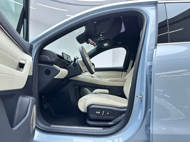 Nio EC6 — Фото автомобиля 9