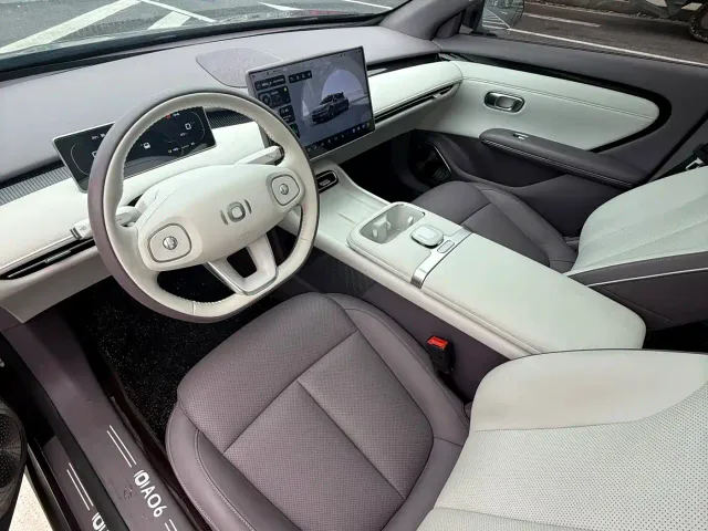 Changan Qiyuan A06 — Фото автомобиля 8