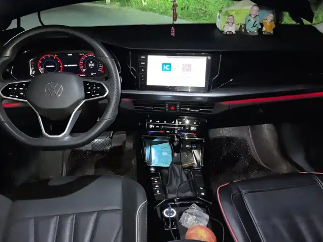Volkswagen Passat — Фото автомобиля 12