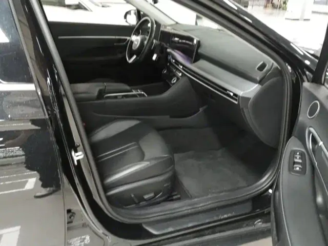 Hyundai Sonata — Фото автомобиля 8