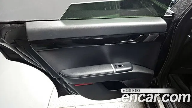 Hyundai Grandeur Grandeur (GN7) 3.5 LPG 2WD (Такси) — Фото автомобиля 22