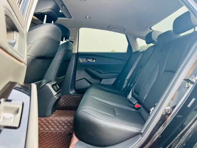 Honda Accord — Фото автомобиля 6