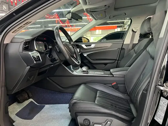 Audi A6L — Фото автомобиля 3