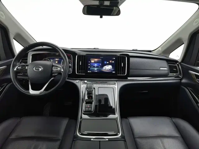 GAC Trumpchi M8 — Фото автомобиля 5