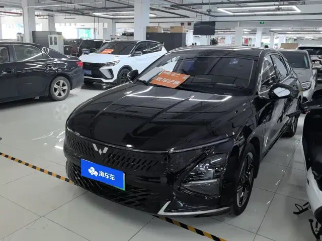Фотография автомобиля — Wuling Starlight