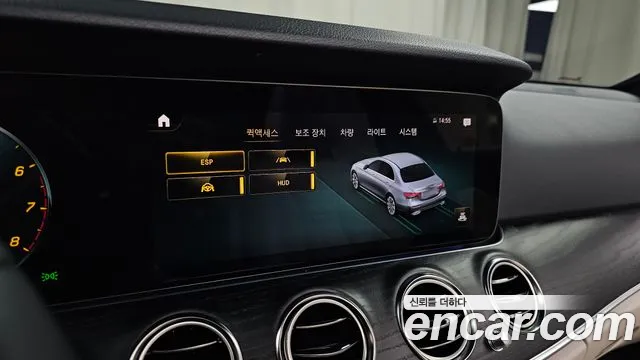 Mercedes-Benz E-Class — Фото автомобиля 29