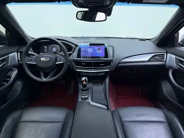 Cadillac CT5 — Фото автомобиля 7