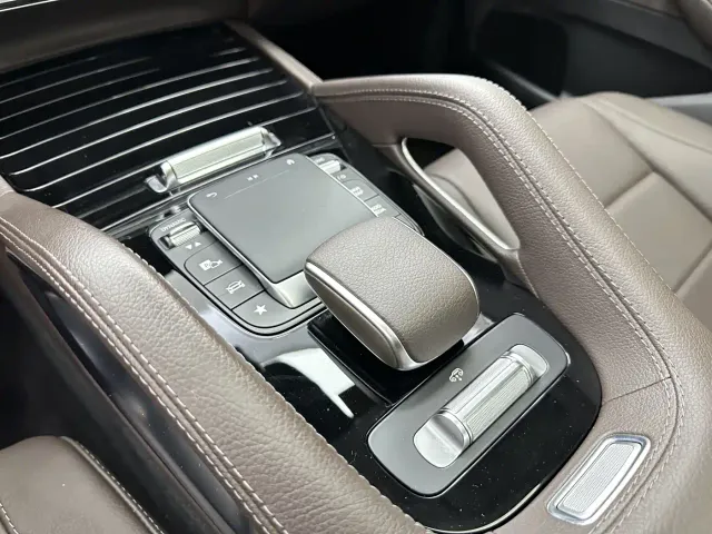 Mercedes-Benz GLS-Class — Фото автомобиля 15