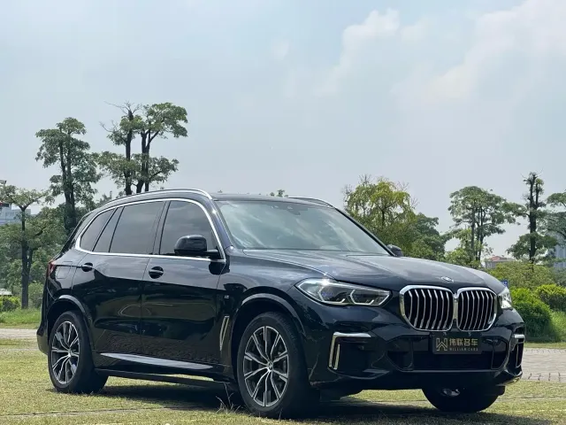 BMW X5 — Фото автомобиля 3