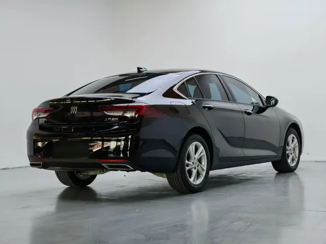 Buick Regal 2024 25T Ultra Comfort Edition — Фото автомобиля 13