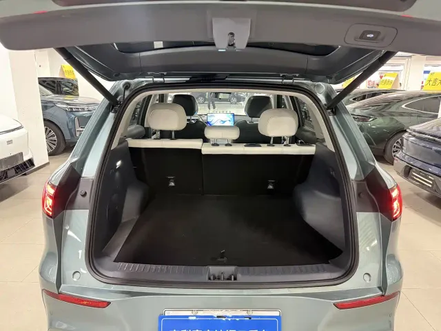 Geely Galaxy E5 — Фото автомобиля 9