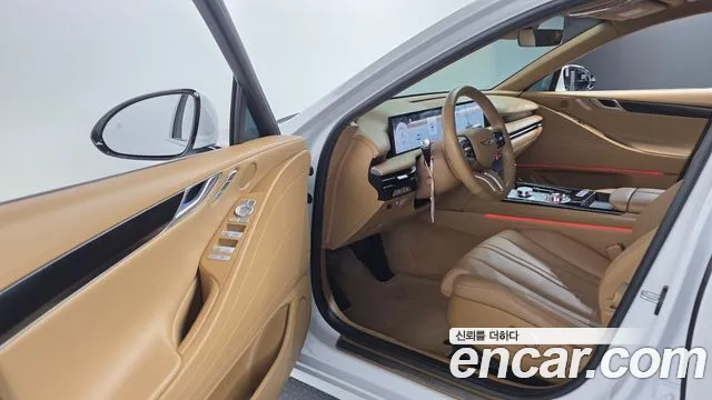 Genesis G80 Бензин 2.5 турбо 2WD — Фото автомобиля 10