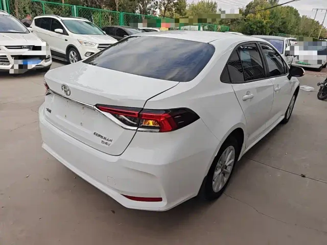 Toyota Corolla — Фото автомобиля 6