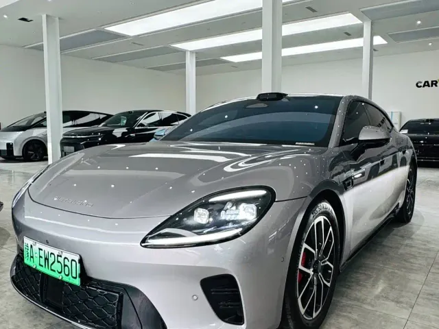 Фотография автомобиля — Qi Jing Opening Realm Sedan