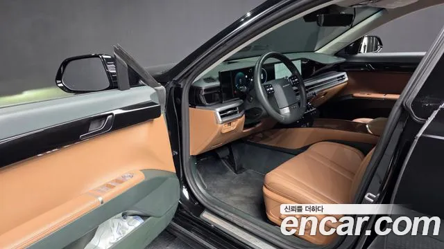 Hyundai Grandeur GN7 — Фото автомобиля 15