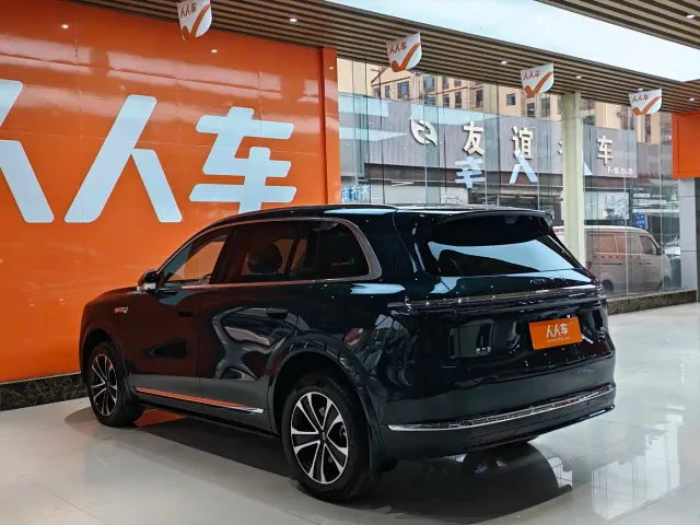 Aito M7 — Фото автомобиля 6