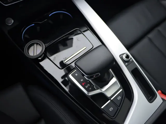 Audi Audi A5 (Import) 2024 Sportback 40 TFSI quattro Luxury Dynamic — Фото автомобиля 18