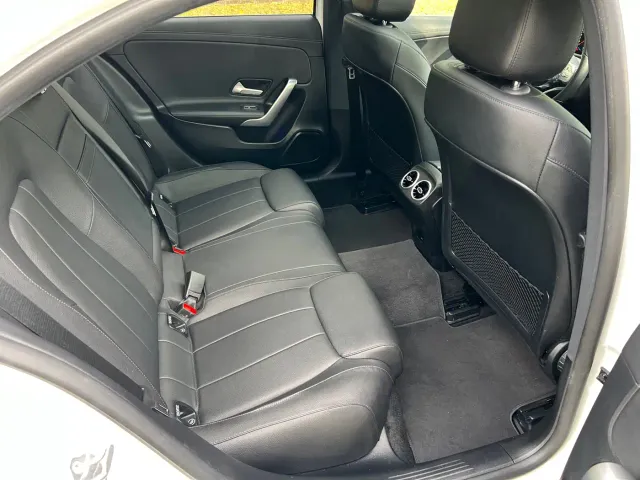 Mercedes-Benz A-Class — Фото автомобиля 14