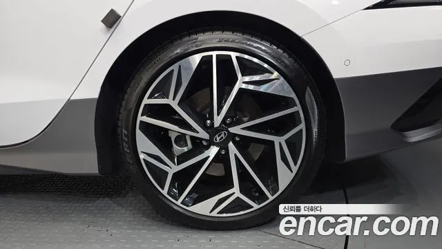 Hyundai Ioniq 6 — Фото автомобиля 6