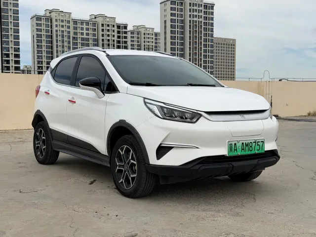 BYD Yuan Pro — Фото автомобиля 3