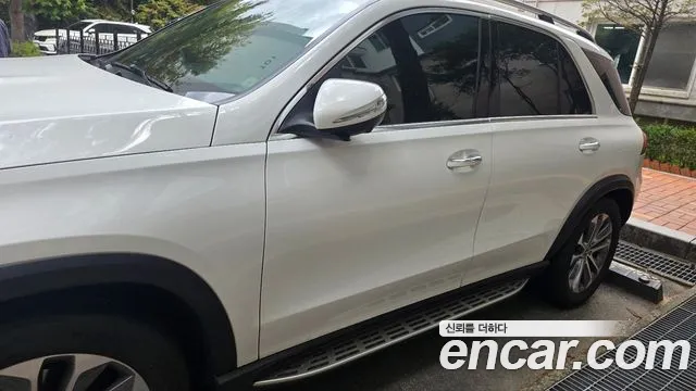 Mercedes-Benz GLE-Class — Фото автомобиля 5