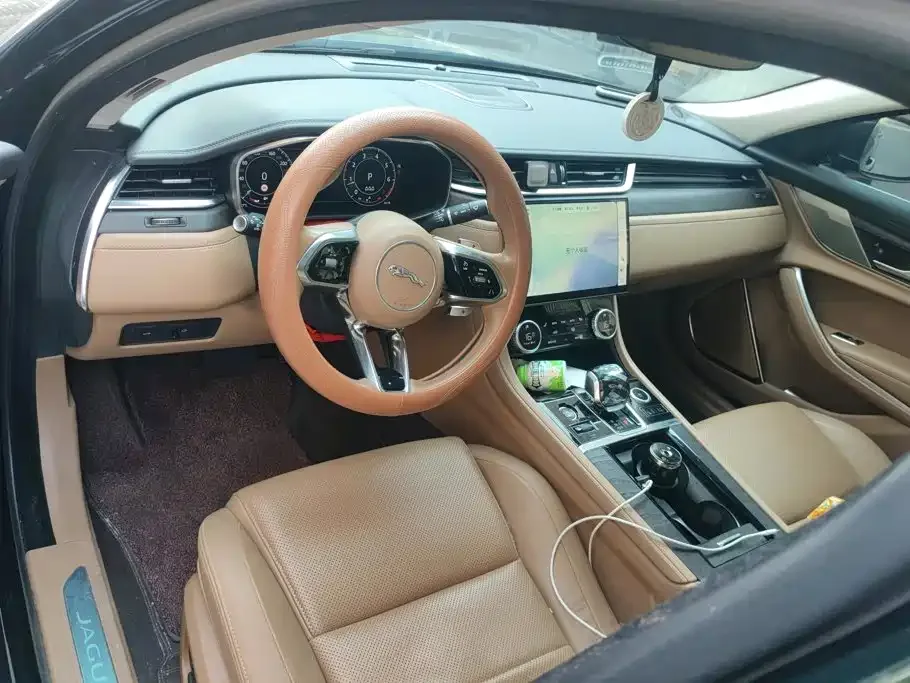 Jaguar Jaguar XFL 2024 2.0T P250 2WD Premium Luxury — Фото автомобиля 12