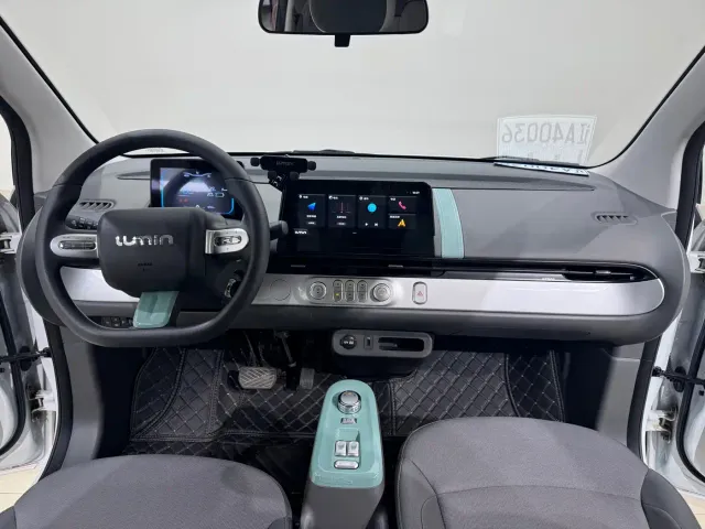 Changan Lumin — Фото автомобиля 11