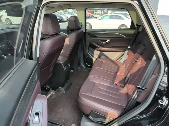 Jetour X90 Plus — Фото автомобиля 16
