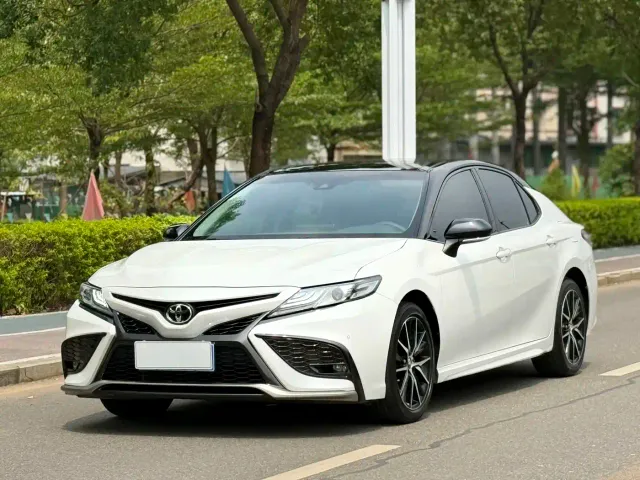 Toyota Camry 2021 2.5S Feng Shang Edition — Фото автомобиля 2