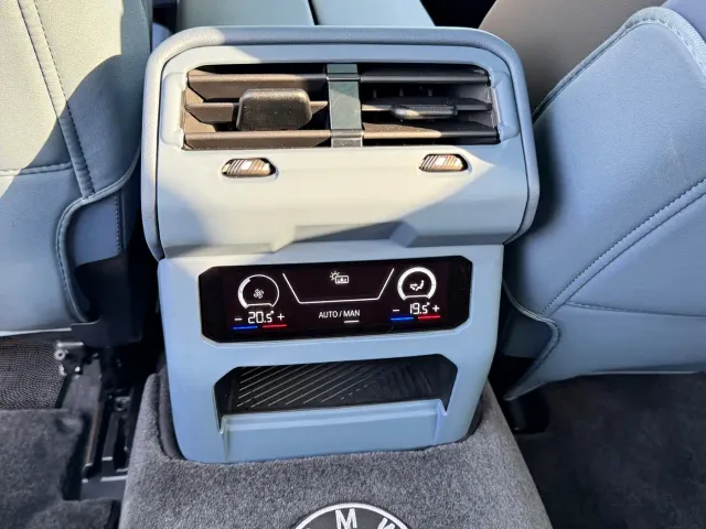 BMW 5 Series — Фото автомобиля 15