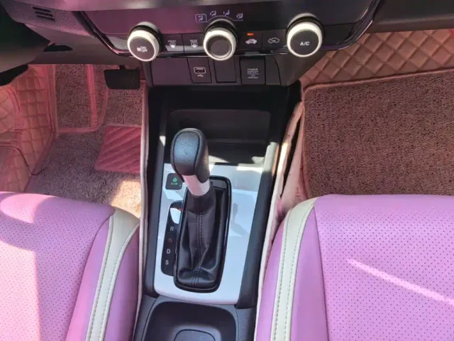 Honda Fit — Фото автомобиля 13
