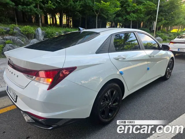 Hyundai AVANTE Avante (CN7) — Фото автомобиля 5