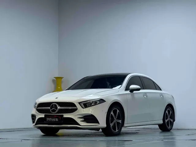 Mercedes-Benz A-Class — Фото автомобиля 2