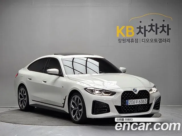 BMW 4 Series G22 — Фото автомобиля 5