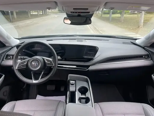Buick E5 — Фото автомобиля 15