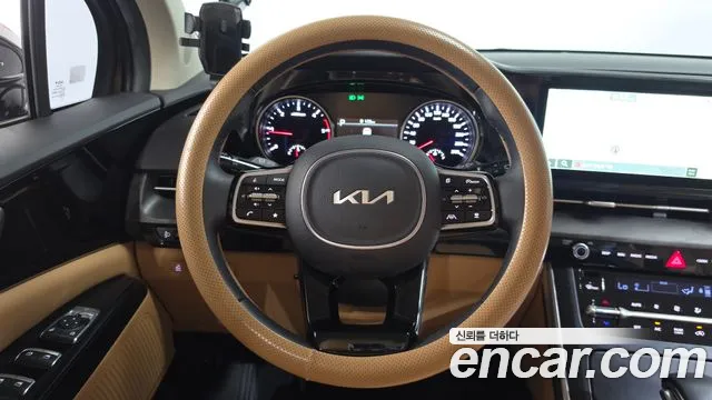 Kia Carnival Generation 4 — Фото автомобиля 15