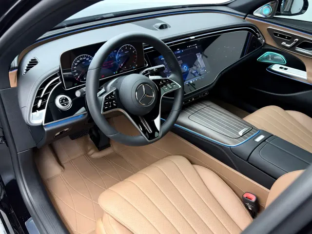 Mercedes-Benz E-Class — Фото автомобиля 10