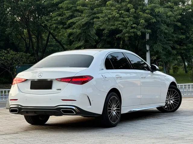 Mercedes-Benz C-Class — Фото автомобиля 17