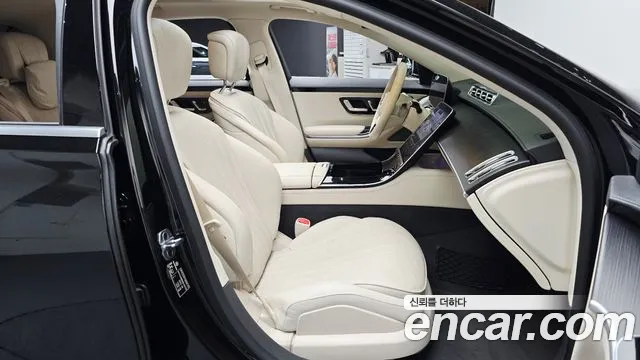 Mercedes-Benz S-Class — Фото автомобиля 22